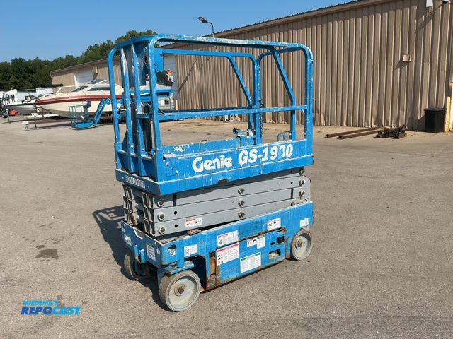 Lot 2-40287 - 2019 Genie GS-1930 Scissor Lift