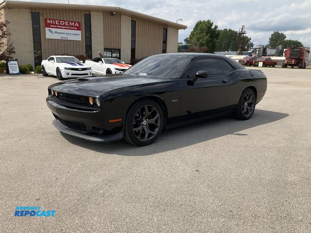 Lot 2-30173 - 2019 Dodge Challenger RT Coupe RWD
