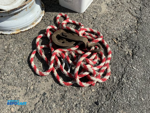 Lot 2-76962 - Block and tackle pulley system.