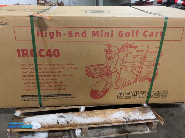 Lot 2-42104 - New SDLANCH IRGC40 3-Wheel Mini Electric Golf Cart / Scooter, 60 Volt, 600 Watt Motor, Three Speed, ...