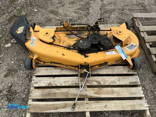 Lot 2-95914 - Cub Cadet model Super LT 1550 Lawn and Garden Tractor w/ a 50" wide mower deck - has a hydrostatic s...