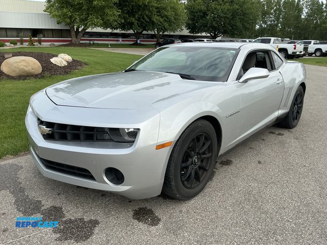 Lot 2-45653 - 2013 Chevrolet Camaro LS Coupe RWD