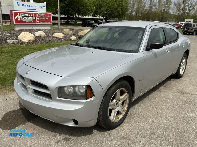 Lot 2-40760 - 2008 Dodge Charger SE Sedan RWD