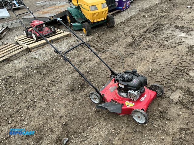 Lot 2-95916 - Hyper Tough, walk behind mower w/ a Briggs &amp; Stratton 4.5 hp motor- has a 20" wide cut