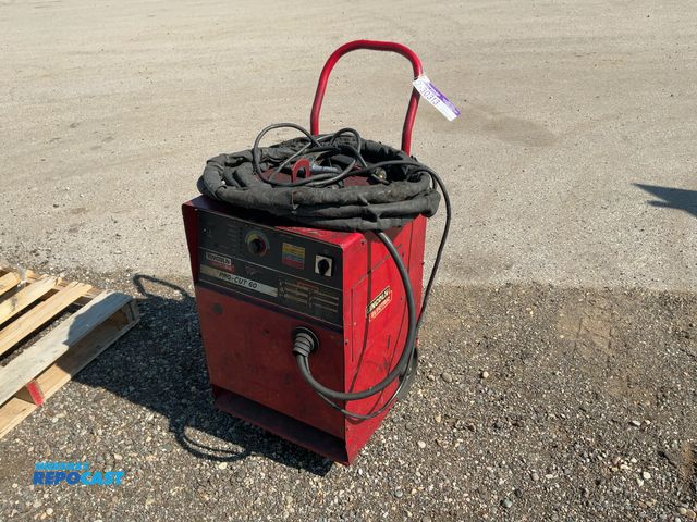 Lot 2-30313 - Lincoln Electric Pro-Cut 60 Plasma Cutting System, 230/460 Volt 3 phase, 60 Amps DC Output, S/N: AC8...