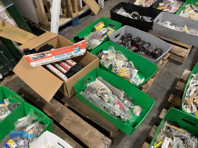 Lot 2-74966 - Lot of 18V/60V/20V lithium ion batteries, reduced Phil bits, 5/16”, 3” long ceiling eye lag screw dr...