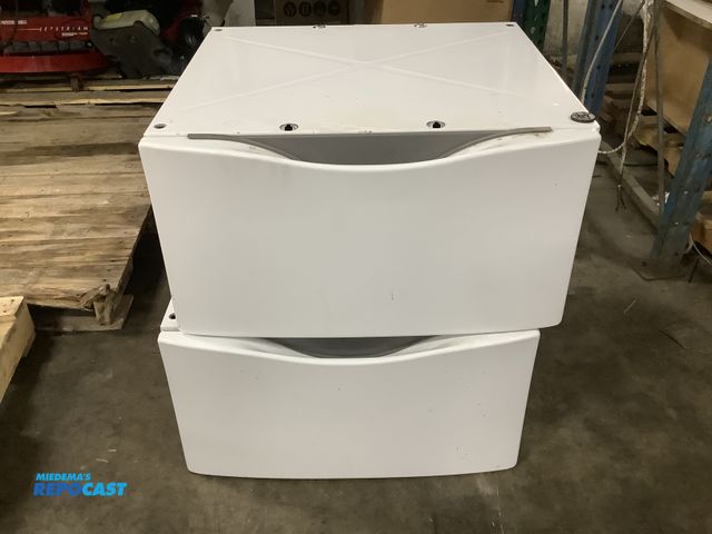 Lot 2-93268 - Skid lot of both Washer/dryer pedestals
