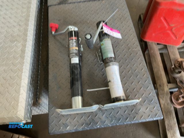 Lot 2-20212 - (2) New Trailer Jacks, both have weld on mounts, one is Curt 5,000 lb Capacity, other is Master Mech...