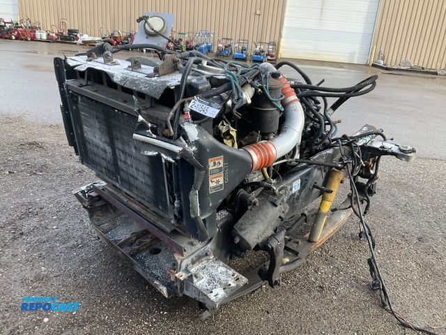 Lot 2-11525 - Cummins ISC diesel engine, torch cut-off frame mounted, used