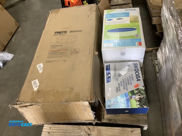 Lot 2-99291 - Bestway steel 14 x 48 Pro Max Pool w/ intex Solar Cover (for 15’ diameter) &amp; skooba pool Vacuum ...
