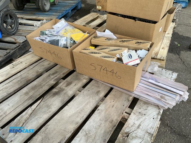 Lot 2-92506 - Lot of 2 Boxes, Industrial Electronics. Includes Various Style Banner sensors new to used conditions...