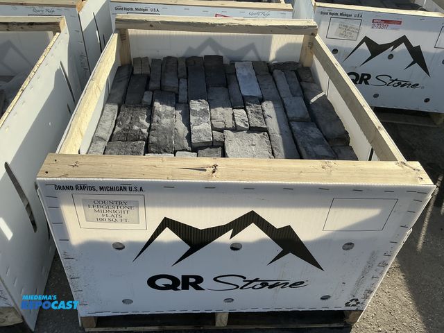 Lot 2-73303 - Country Ledgestone Midnight Flats - 100sq feet