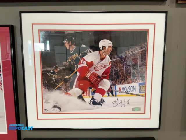 Lot 2-53308 - Framed Brendan Shanahan Autographed Picture, 26.25” x 22.25”, numbered 14/25