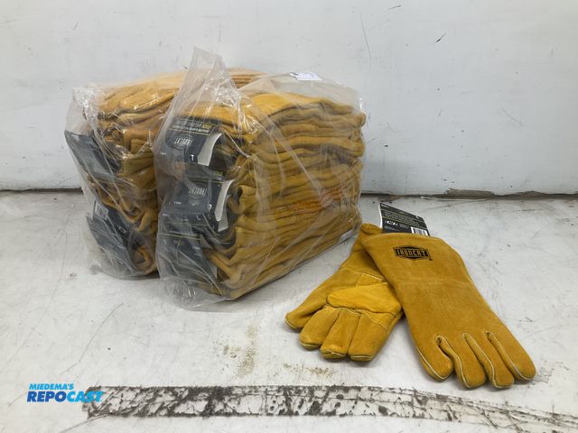 Lot 2-92186 - 24 Ironcat Heavy Cowhide Welding Gloves