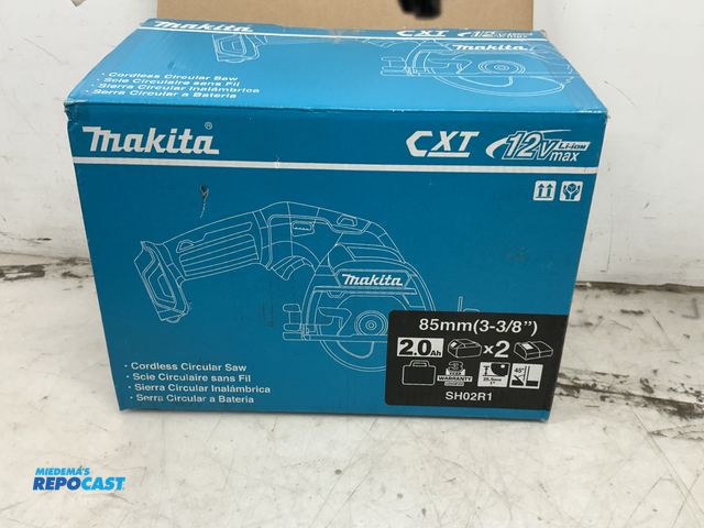 Lot 2-74687 - Makita CXT 12V Li-ion Max Cordless Circular Saw Battery Powered