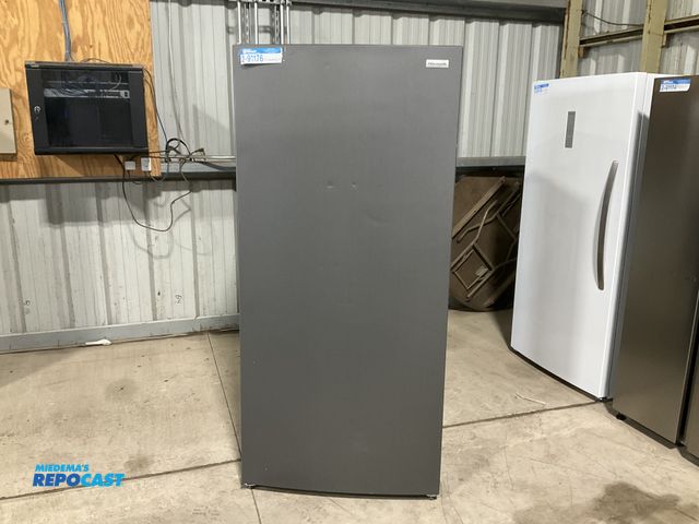 Lot 2-91176 - Scratch & Dent Free Standing Frigidaire  FRUF2020AN3 Upright Freezer