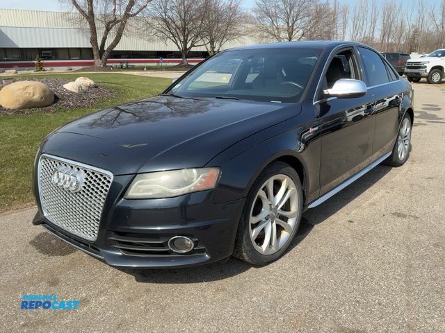 Lot 2-40408 - 2012 Audi S4 Sedan quattro S tronic Sedan AWD