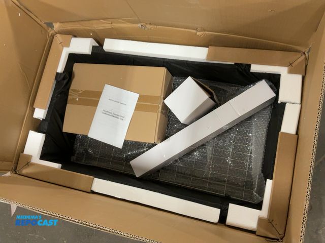 Lot 2-21115 - Garvee 32" Stainless Steel Undermount Kitchen Sink, 32"x19", SKU: PHO-0X3AAXZQK