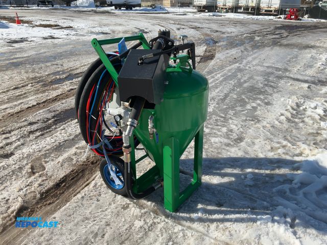 Lot 2-44418 - 2026 JCT DB600 Dustless Blasting Unit