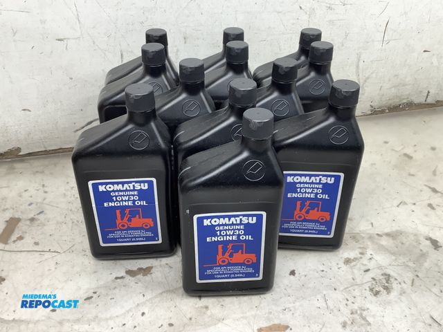 Lot 2-35121 - Lot of (12) quarts of 1OW30 engine oil.