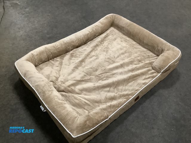 Lot 2-93510 - Lot of (1) ehey ciga  brown fuzzy dog bed 44” x 33” x 7”