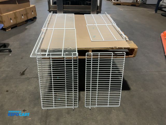 Lot 2-49930 - Set of 6 Coated Wire Storage Shelves- 2 are 17”x21”, 4 are 17”x27”