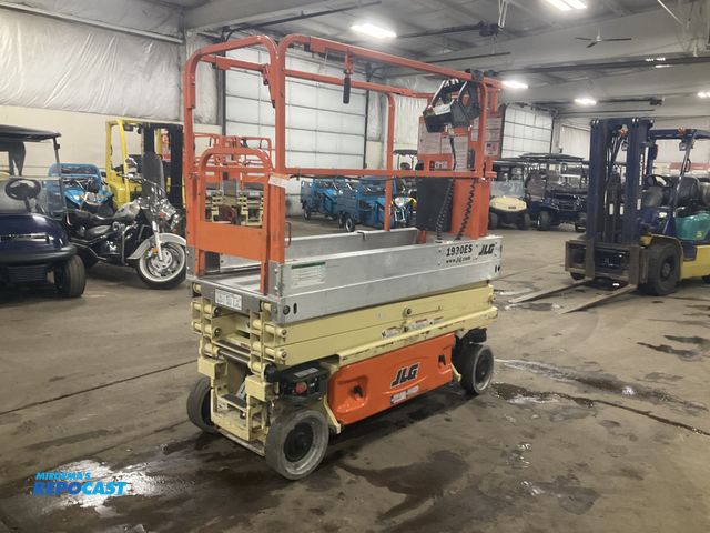 Lot 2-42176 - 2014 JLG 1930ES Scissor Lift