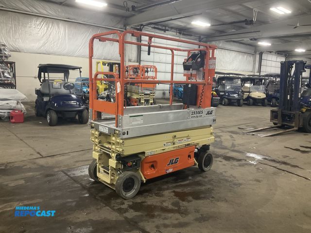 Lot 2-42175 - 2014 JLG 1930ES Scissor Lift