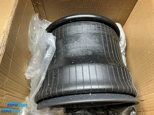 Lot 2-92333 - MaXpeeding rods Rolling Lobe Air Spring