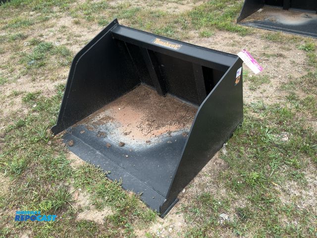Lot 2-21285 - New Tomahawk 42" Snow/Mulch Mini Skid Steer Bucket, fits Toro Dingo and More (3109-2)