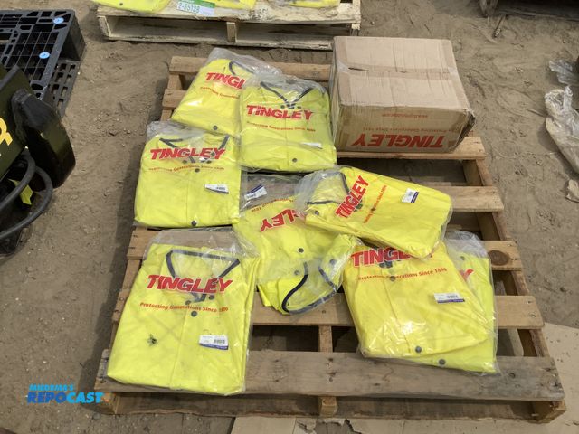 Lot 2-18747 - Skid lot of XL Tingley Eagle Yellow Jackets J21207.2X