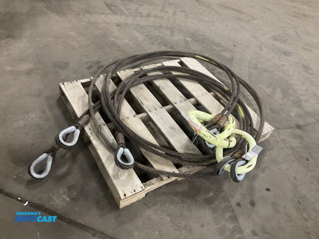 Lot 2-42482 - 4-way lifting sling with 7/8” x 21’ steel cables