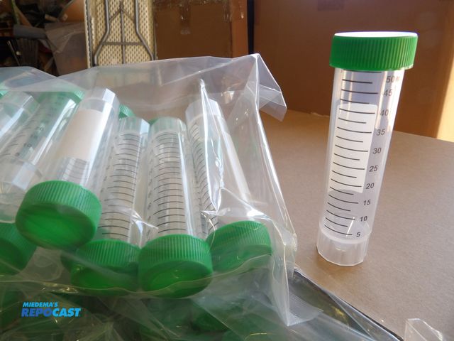 Lot 2-53022 - Lot of (500) new centrifuge tubes polypropylene, 1.69oz capacity - oz 50ml - includes closure, HDPE ...