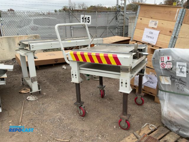 Lot 2-69471 - Semi automatic carton sealer machine