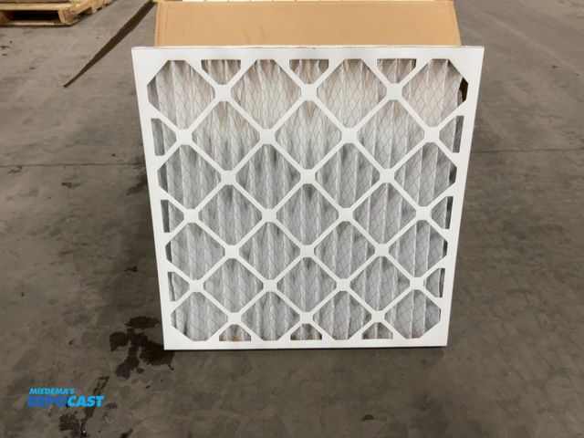 Lot 2-14649 - 11 Best air, pro series, contractor pleat air filter 24 x 24 x 2