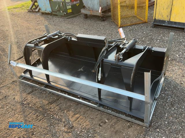 Lot 2-44056 - New JCT 84” Grapple Bucket Skid Steer Attachment, Universal Quick Attach, two hydraulic grapple arms...