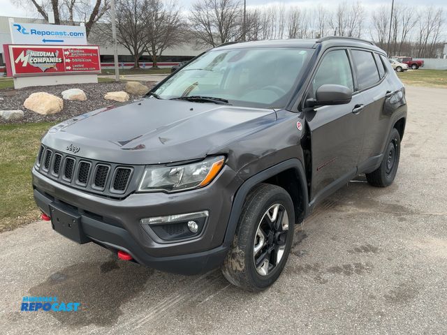Lot 2-43684 - 2018 Jeep Compass Limited 4WD SUV 4x4