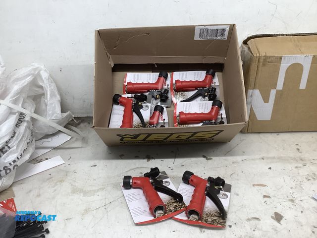 Lot 2-65739 - Box of Gilmour water nozzles 572FRE