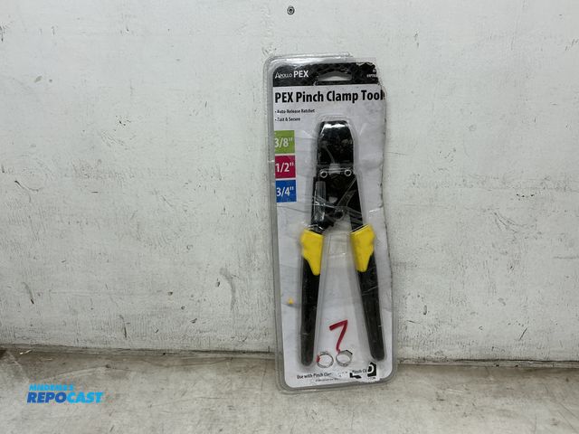 Lot 2-93619 - Apollo PEX Pinch Clamp Tool – 3/8"-3/4"