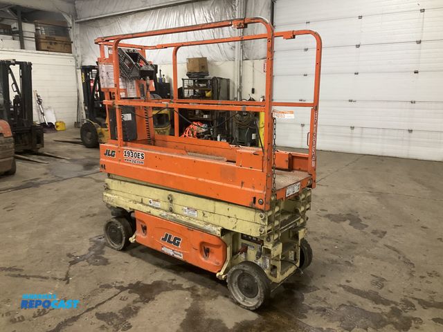 Lot 2-42163 - 2017 JLG 1930 ES Scissor Lift