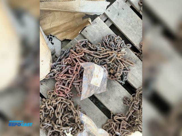 Lot 2-69370 - single tractor chain 14 inches wide x 112 inches long