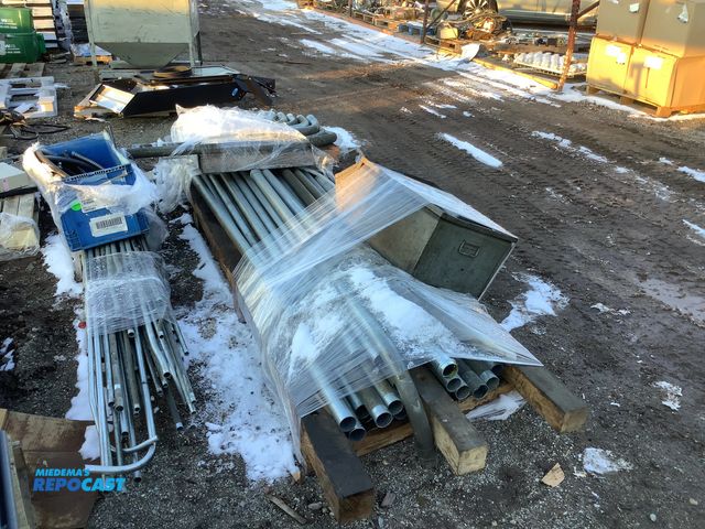 Lot 2-15639 - Skid Lot of 2-1/4” Metal Pipe Pieces (Lengths Vary Around Approximately 11’) with Metal Pipe Elbows