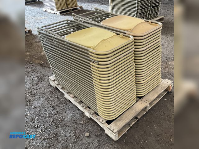 Lot 2-21854 - Approximately 50 Plastic Folding Chairs Metal Frame