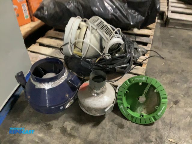 Lot 2-77936 - Skid lot including a bag of flora flex round matrix reusable water distributed, (1) plastic bathroom...