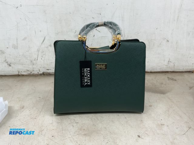 Lot 2-69240 - Badgley Mischa New York purse
