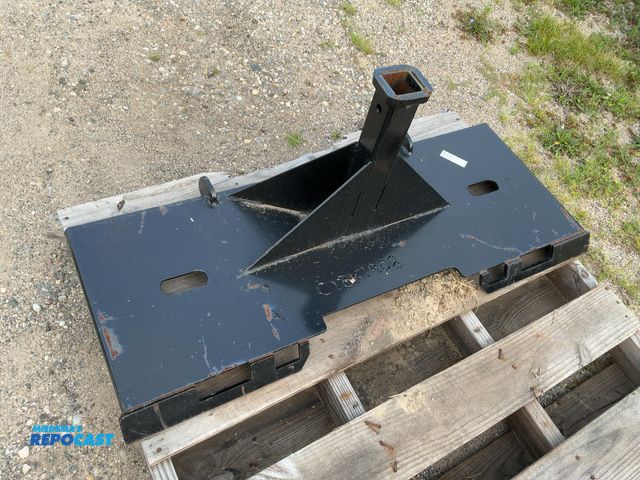 Lot 2-40204 - New Kit Container Trailer Mover Skid Steer Attachments, 2" Receiver, Universal Quick Attach