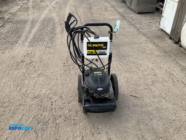 Lot 2-69417 - Briggs &amp; Stratton Brute 2500 psi 2.0 gpm Pressure Washer, 650 Engine Series, 190cc, 020291