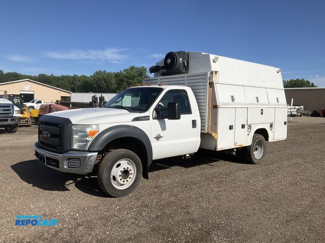 Lot 2-44941 - 2014 Ford F-550 Service Body Truck