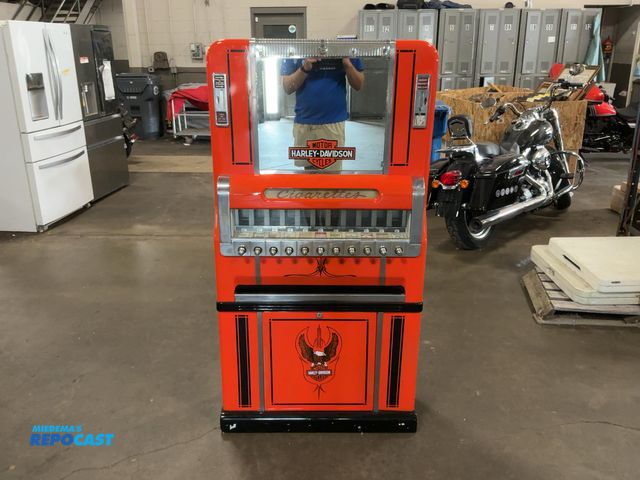 Lot 2-53279 - Harley Davidson Vintage Cigarette Vending Machine