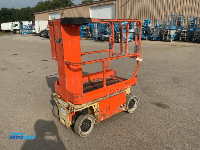 Lot 2-40599 - 2016 JLG 1230ES Vertical Mast Lift